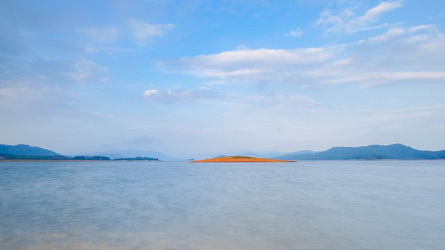 Quảng Nam: Hồ Phú Ninh mùa nước cạn đẹp như tranh vẽ - 7